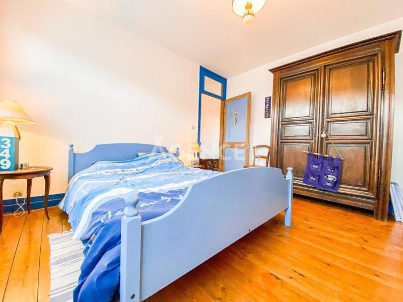 Maison bourgeoise - 242 m² - 8 pièces