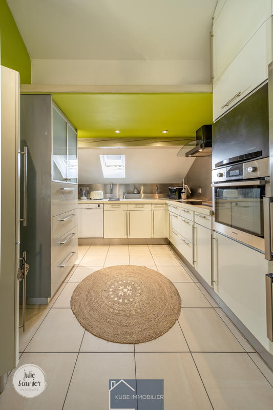 Appartement - 120 m² - 5 pièces