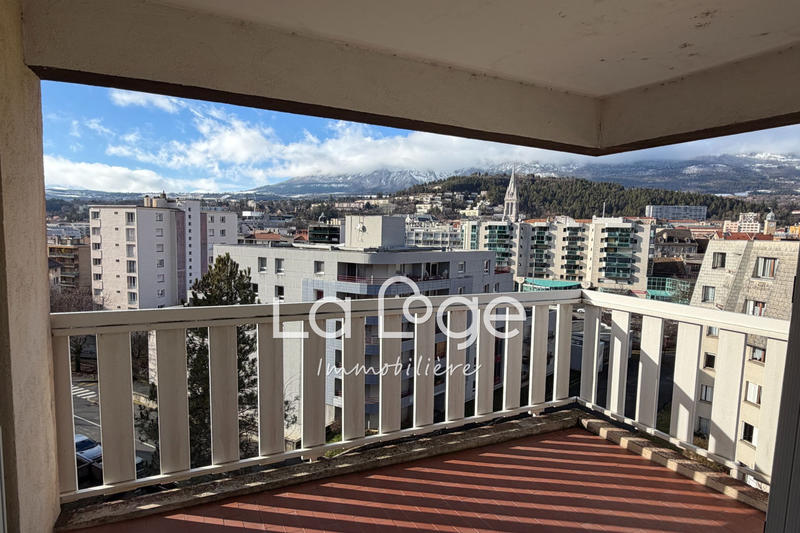 Appartement - 108 m² - 5 pièces