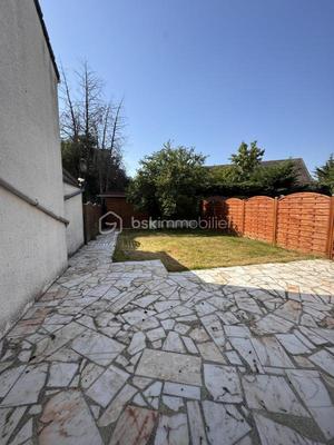 Pavillon - 110 m² - 5 pièces