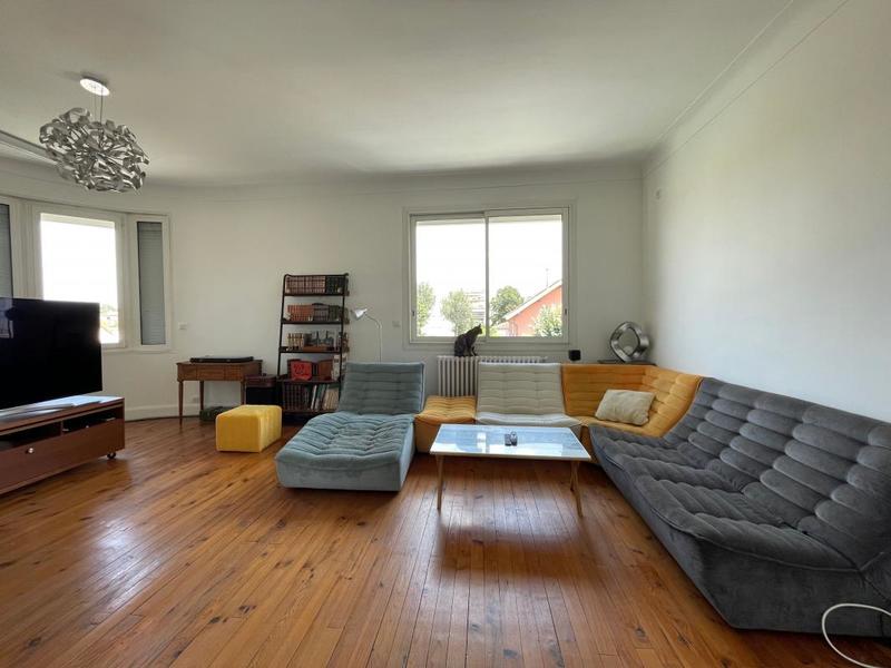 Maison de ville - 250 m² - 7 pièces