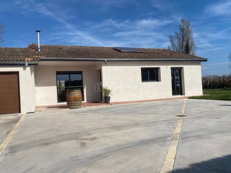 Maison - 95 m² - 4 pièces