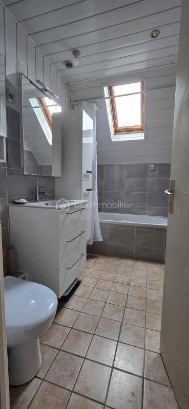 Maison - 98 m² - 5 pièces