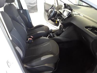 Peugeot 208 1.6 Bluehdi 75 Cv Business