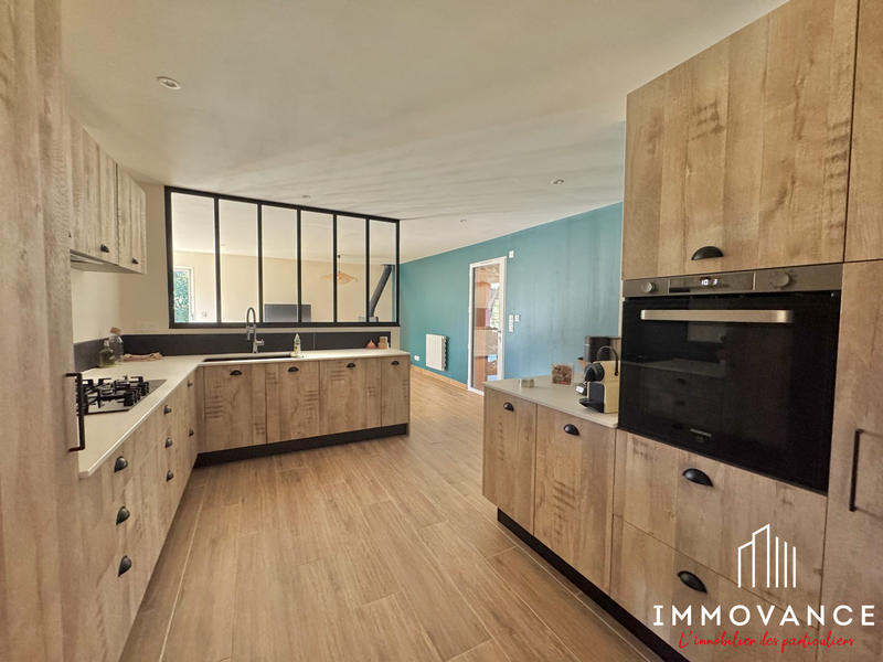 Villa - 191 m² - 6 pièces