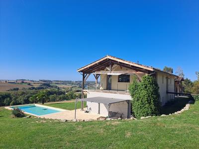 Maison - 164 m² - 7 pièces