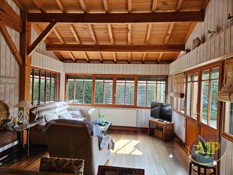 Maison - 188 m² - 7 pièces