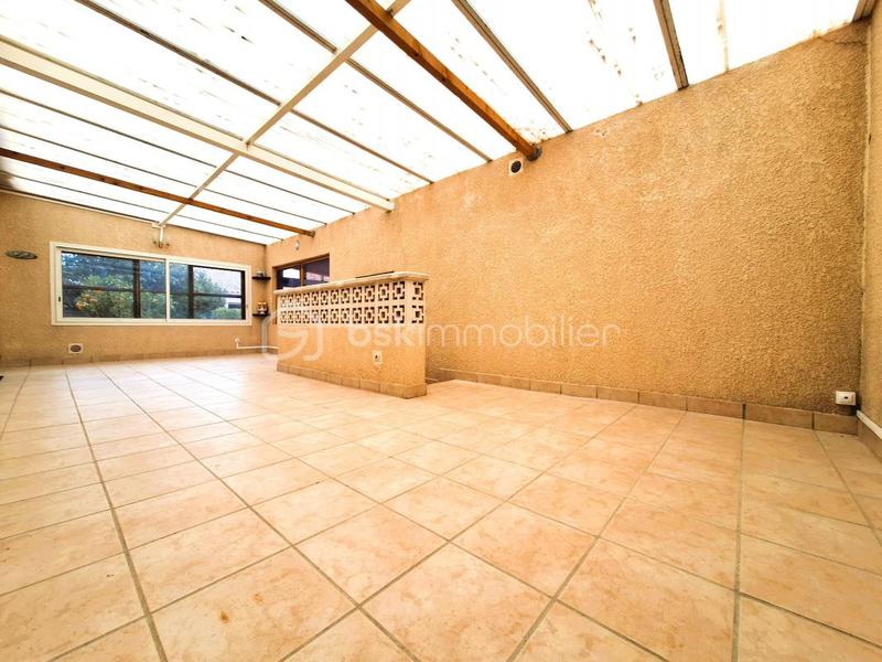 Maison traditionnelle - 137 m² - 5 pièces