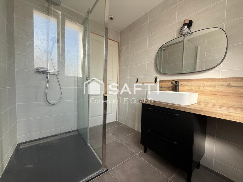 Maison - 175 m² - 9 pièces