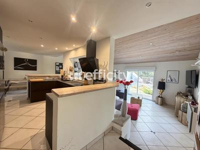 Pavillon - 115 m² - 4 pièces