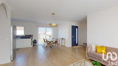 Maison - 95 m² - 5 pièces