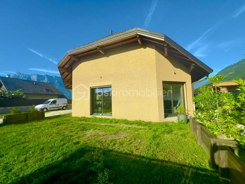 Maison - 124 m² - 5 pièces