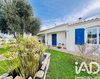 Maison - 140 m² - 5 pièces