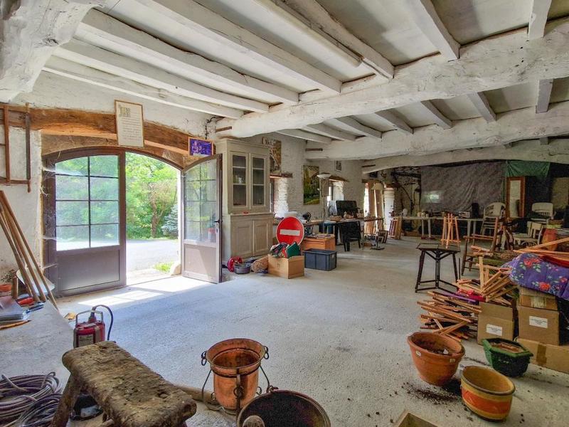 Propriété - 390 m² - 15 pièces