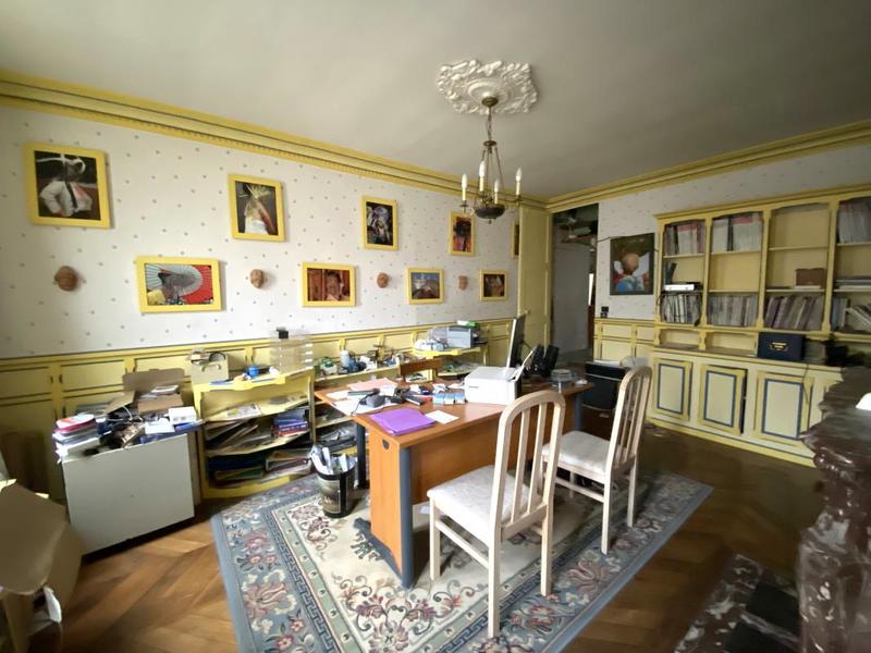 Maison ancienne - 408 m² - 16 pièces