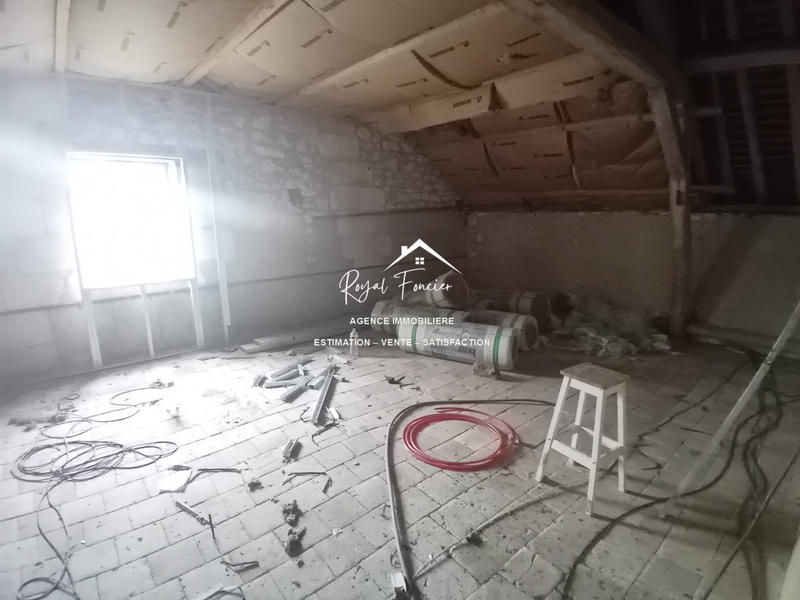 Maison - 90 m² - 5 pièces