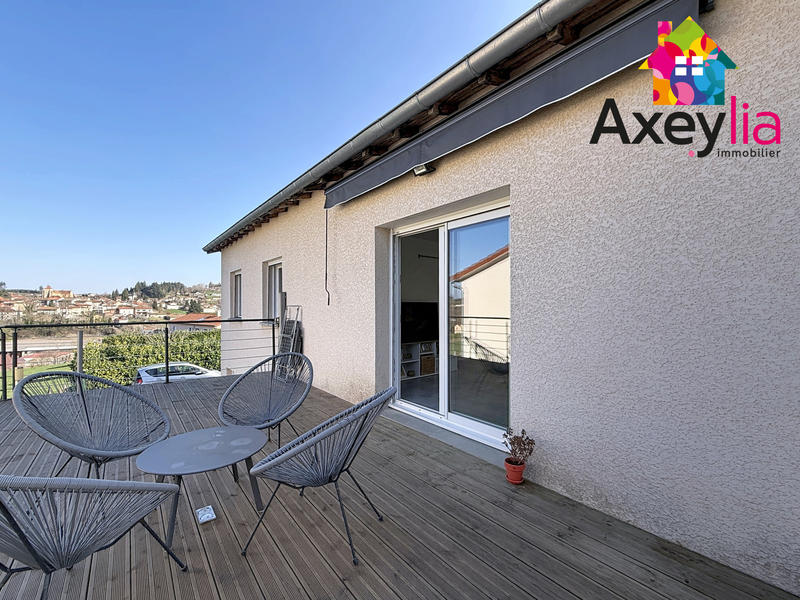 Maison - 95 m² - 5 pièces