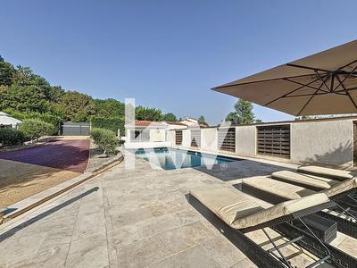 Maison - 128 m² - 5 pièces