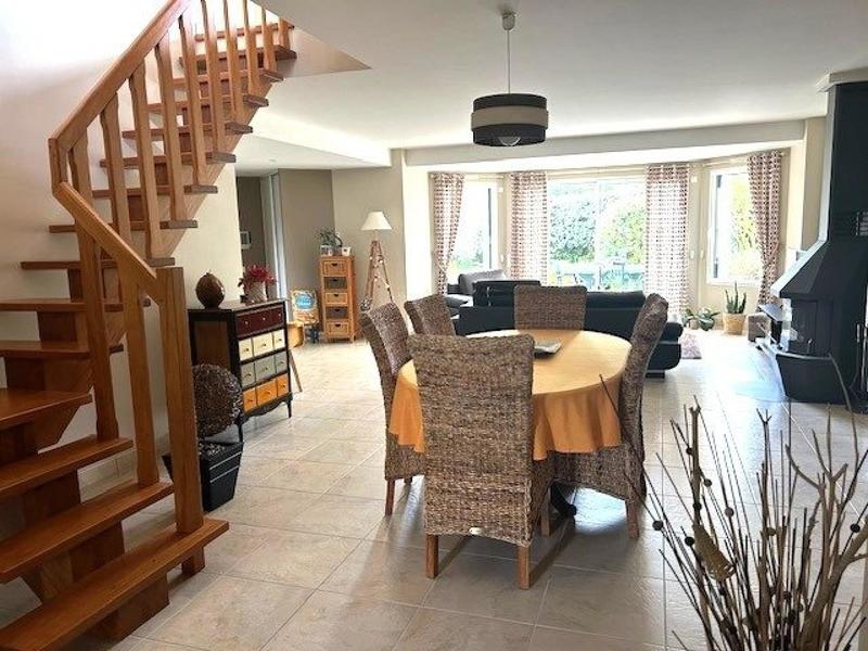 Maison - 265 m² - 8 pièces