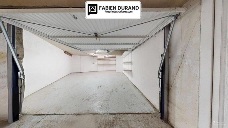 Parking / Garage - 31 m²
