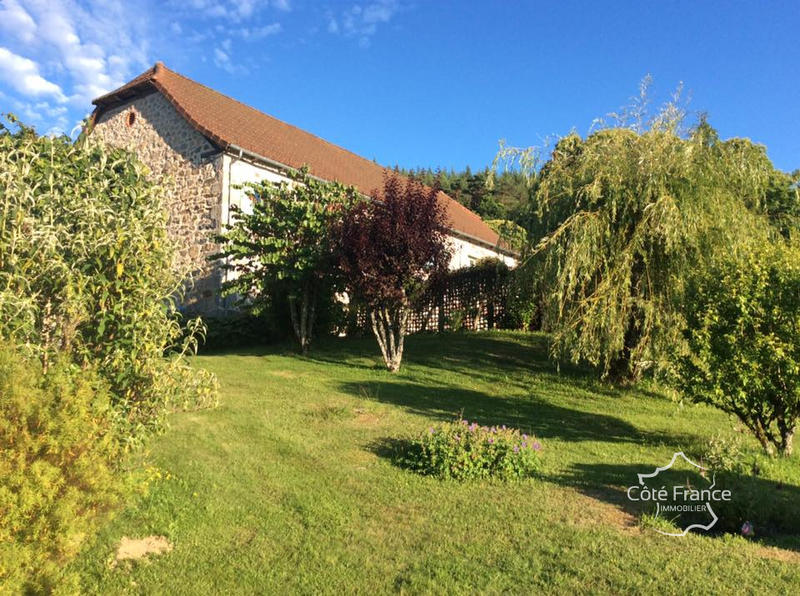 Propriété - 265 m² - 11 pièces