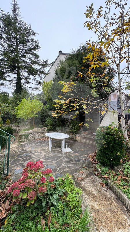 Maison - 96 m² - 5 pièces