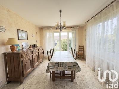 Maison - 127 m² - 5 pièces