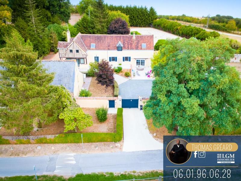 Propriété - 217 m² - 5 pièces