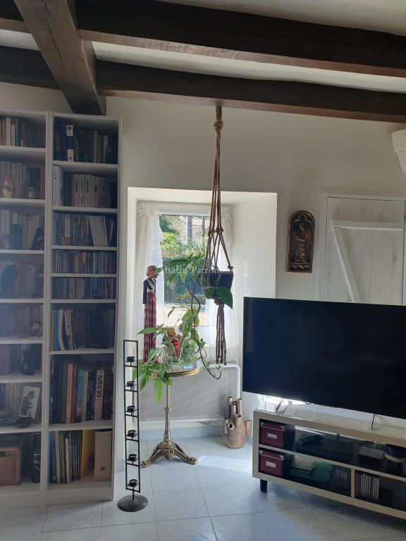 Maison - 213 m² - 7 pièces