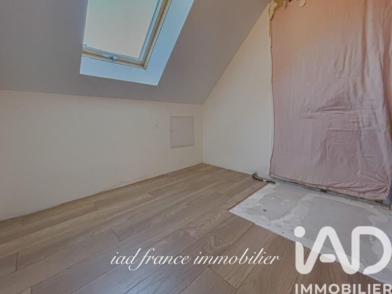 Maison - 215 m² - 7 pièces