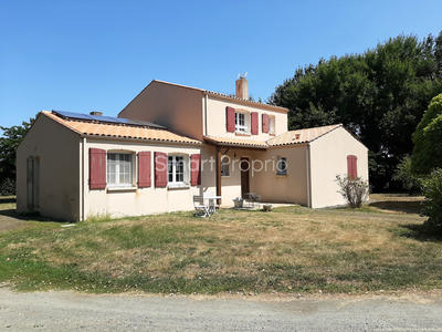 Maison - 153 m² - 7 pièces