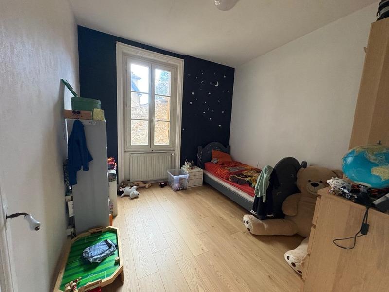 Immeuble - 198 m² - 8 pièces