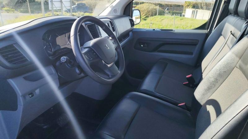 Peugeot Expert Vu 4 2.0 BlueHDi 120 Eat8 Urban Compact - Automatique Entretien constructeur