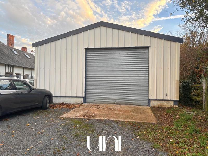 Maison - 220 m² - 8 pièces