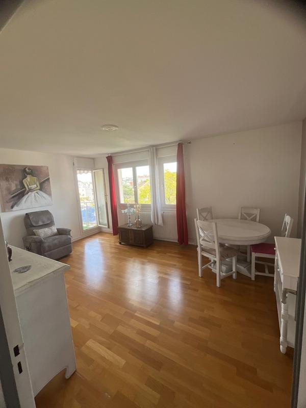 Appartement - 68 m² - 3 pièces