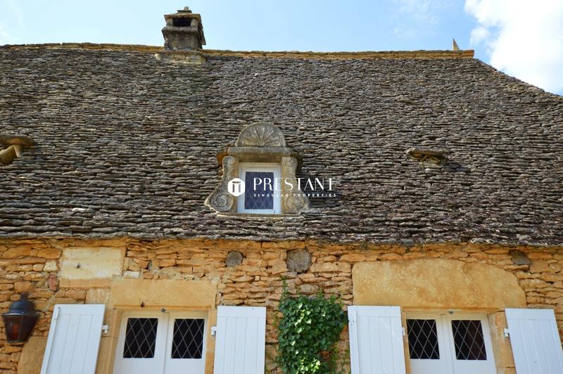 Propriété - 287 m² - 13 pièces