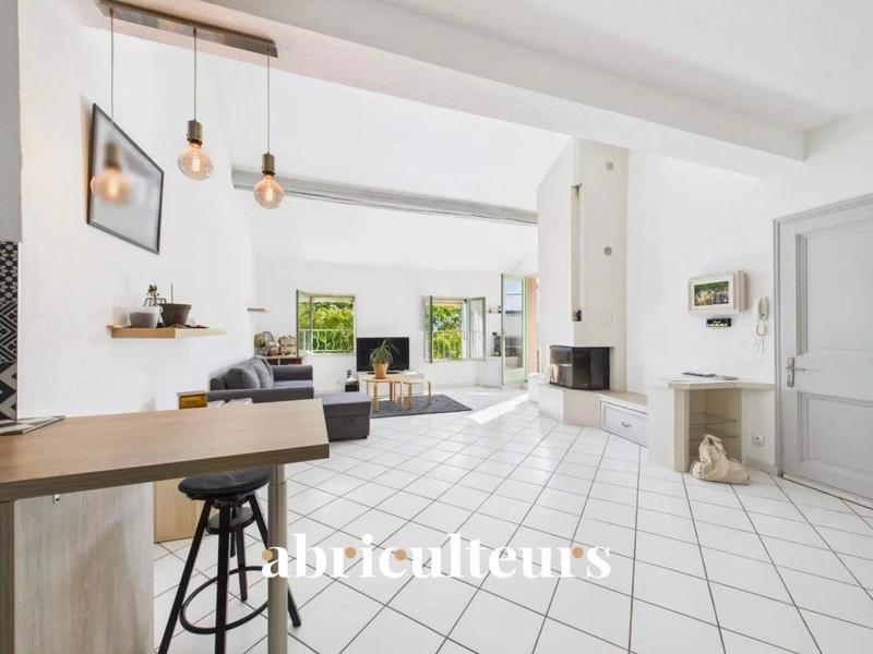 Appartement - 68 m² - 4 pièces