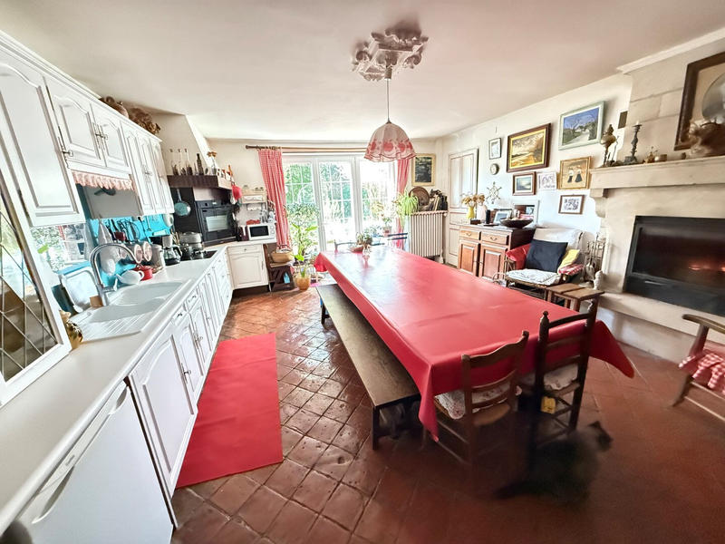 Maison - 321 m² - 7 pièces