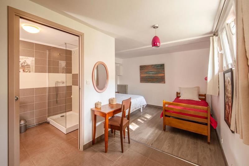 Maison - 220 m² - 6 pièces