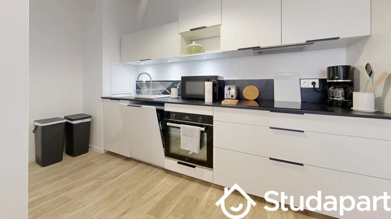 Chambre - 10 m² - 1 pièce