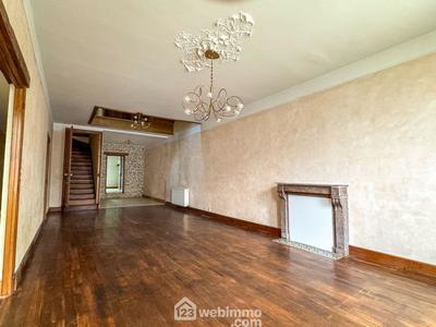 Maison - 320 m² - 10 pièces