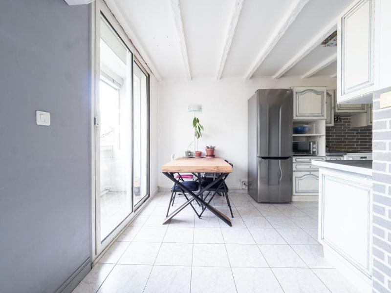 Appartement - 97 m² - 5 pièces