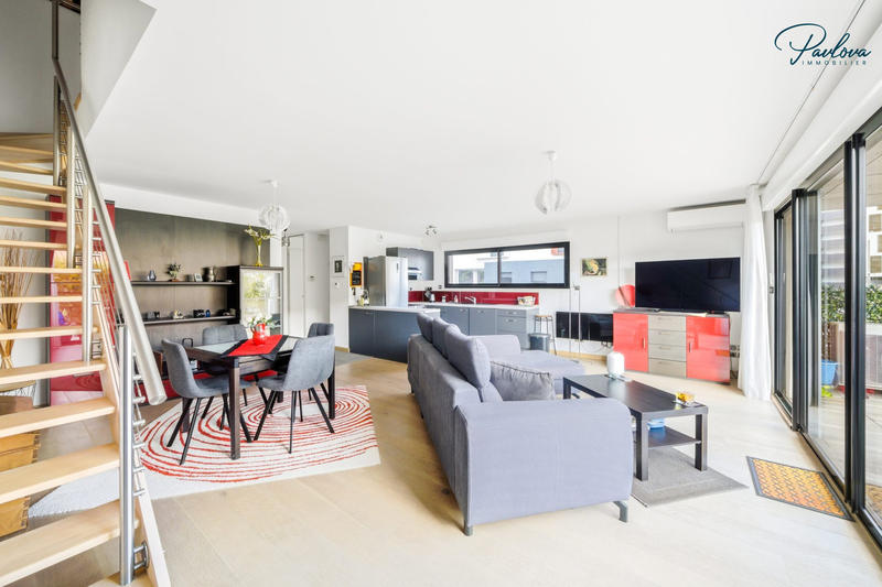 Appartement - 108 m² - 4 pièces