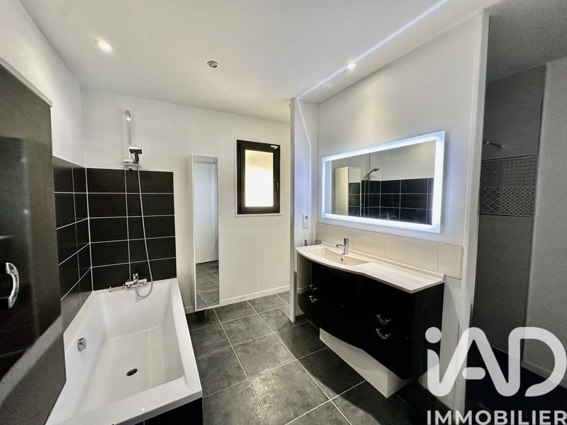 Maison - 112 m² - 4 pièces