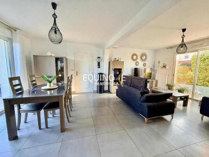 Maison - 107 m² - 4 pièces