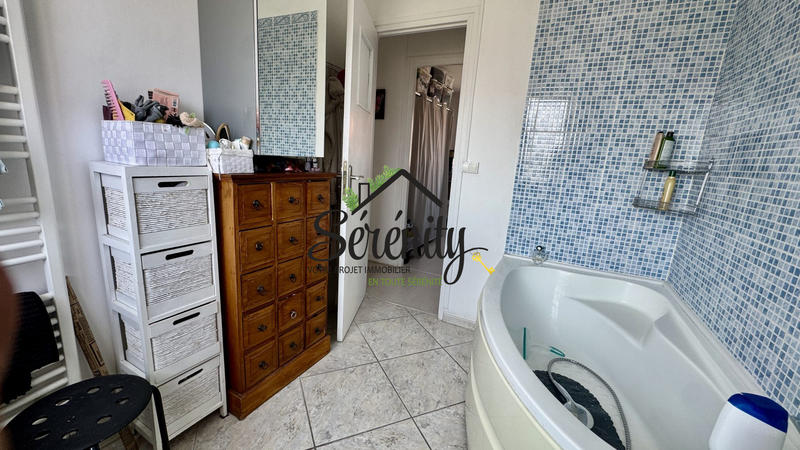 Maison - 100 m² - 6 pièces