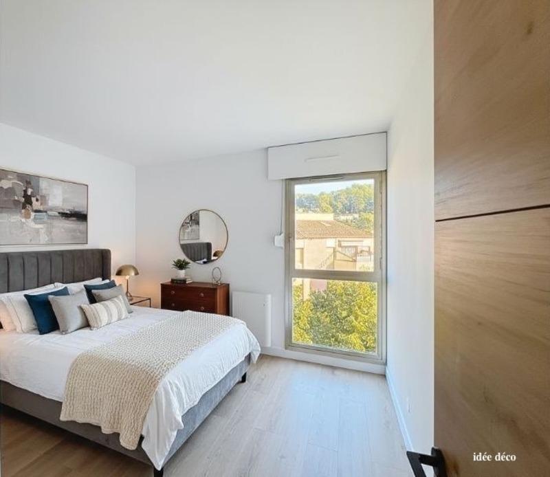 Appartement - 80 m² - 2 pièces