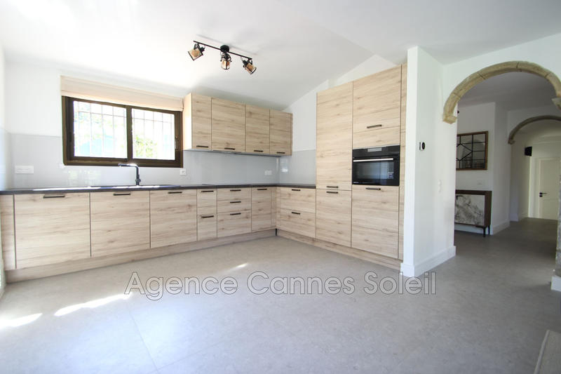 Villa - 165 m² - 6 pièces