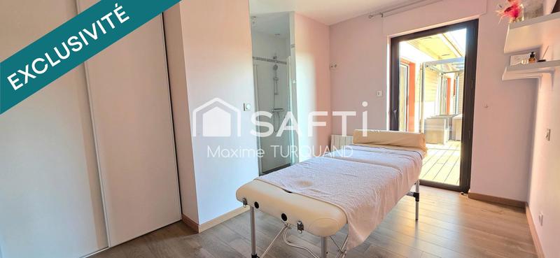 Maison - 180 m² - 6 pièces