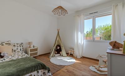 Maison - 99 m² - 5 pièces